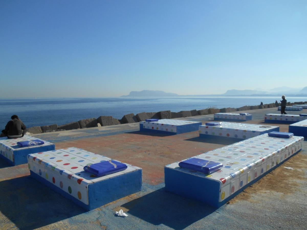 4You Palermo Bagian luar foto